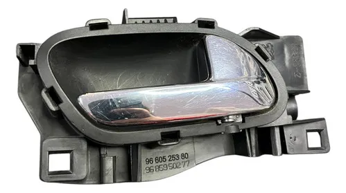 Maçaneta Dianteira Direita Interna Peugeot 408 2012