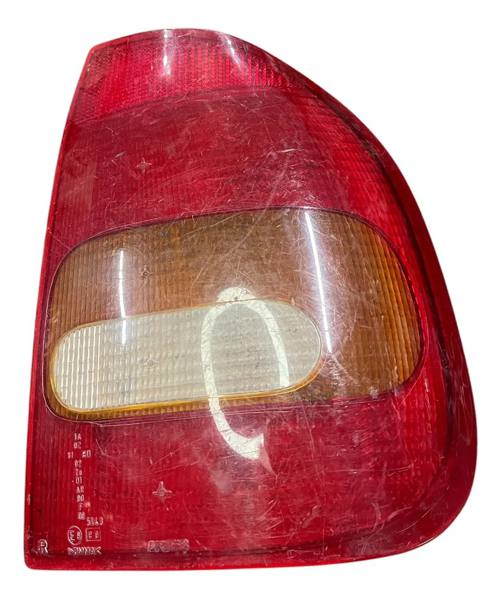 Lanterna Traseira Esquerda  Corsa Super 1997