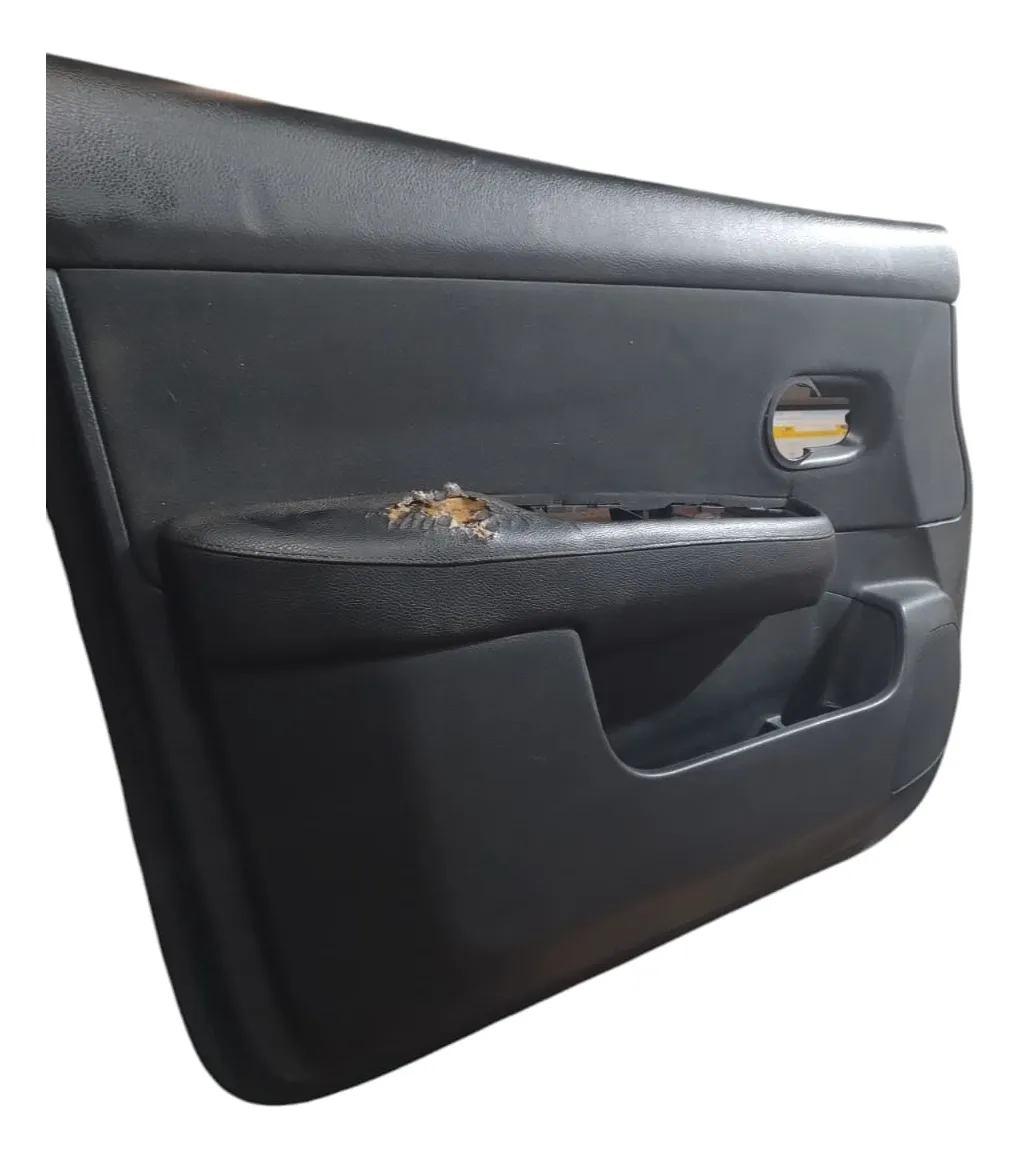 Forro De Porta Diant/esq Da Nissan Tiida 2011